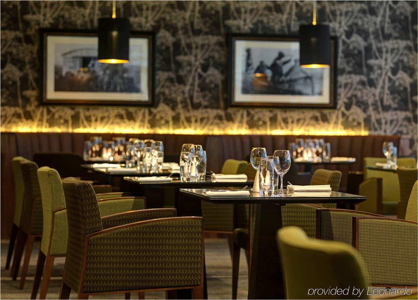Hilton Garden Inn Aberdeen City Centre ภายนอก รูปภาพ