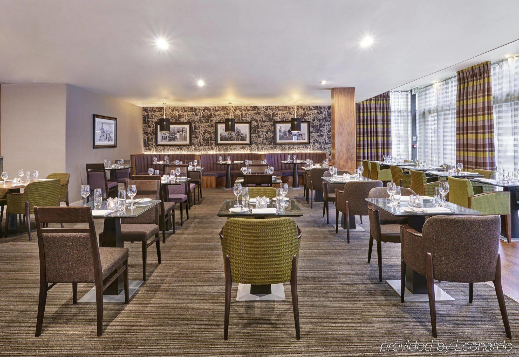 Hilton Garden Inn Aberdeen City Centre ภายนอก รูปภาพ
