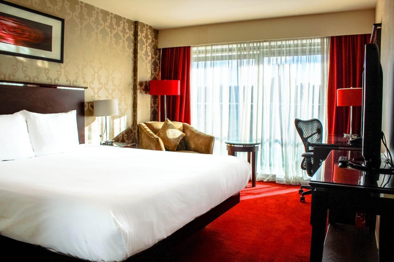 Hilton Garden Inn Aberdeen City Centre ภายนอก รูปภาพ